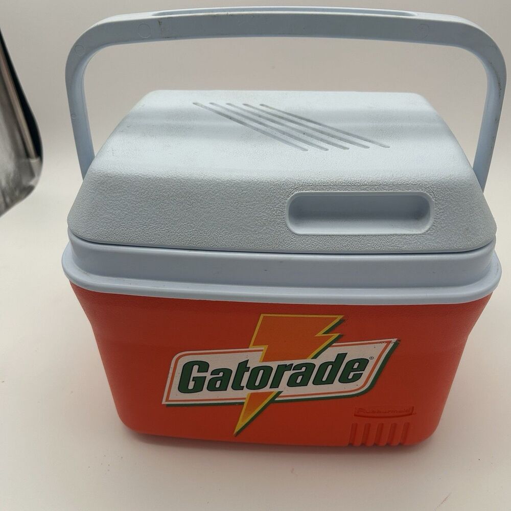 Vintage Gatorade Rubbermaid Model 1026 Personal Lunch Cooler Orange Blue USA